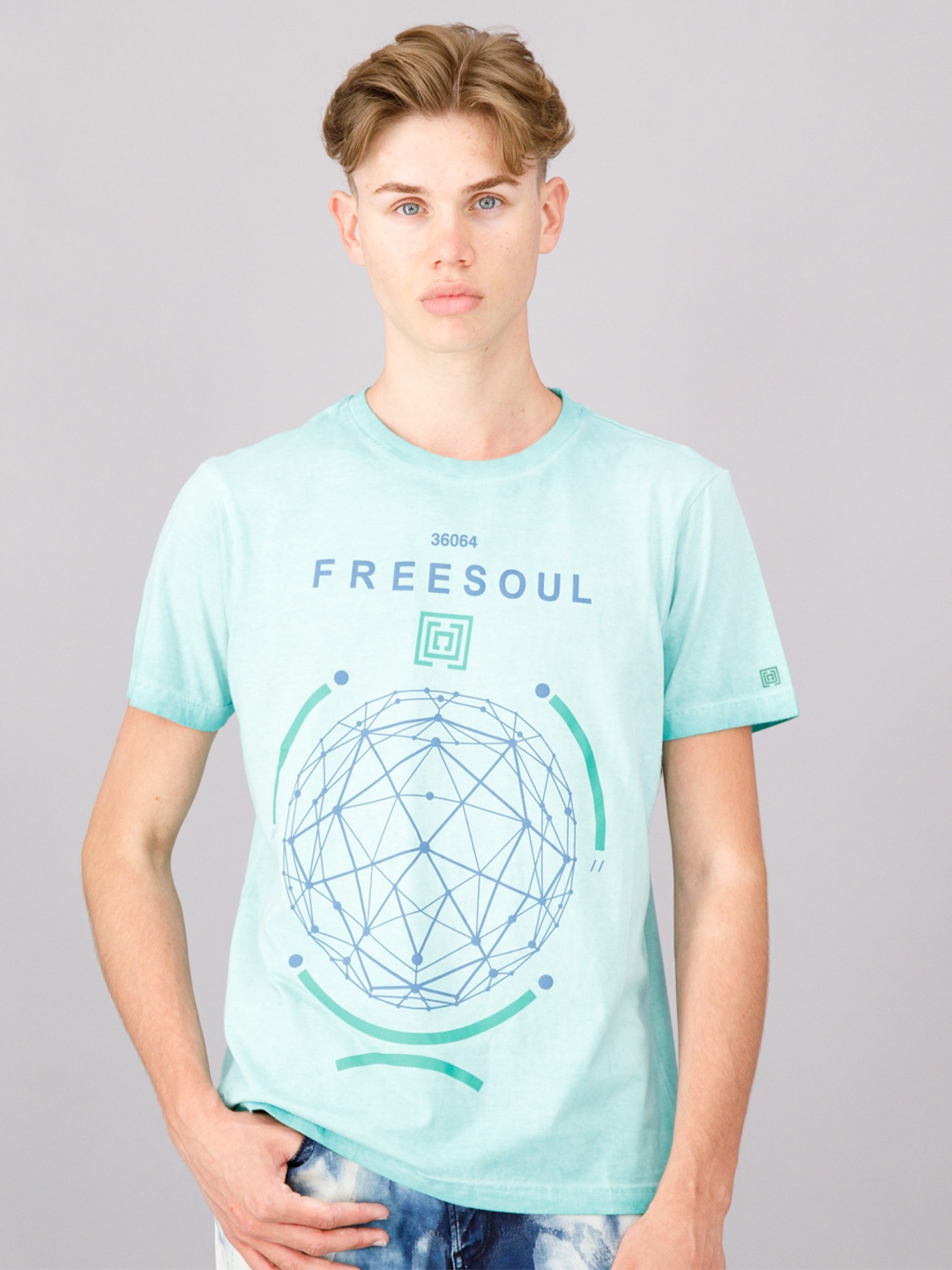 

FREESOUL Men Blue Printed Cotton T-shirt