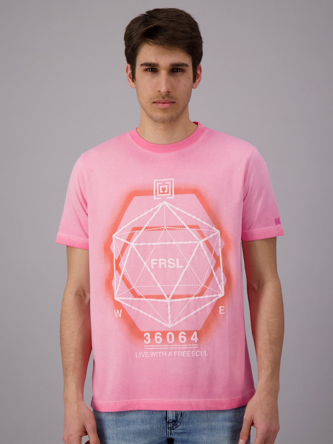 

FREESOUL Men Pink Printed Cotton T-shirt