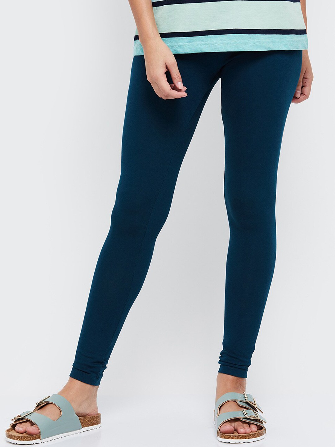 

max Women Teal Blue Solid Ankle-Length Leggings
