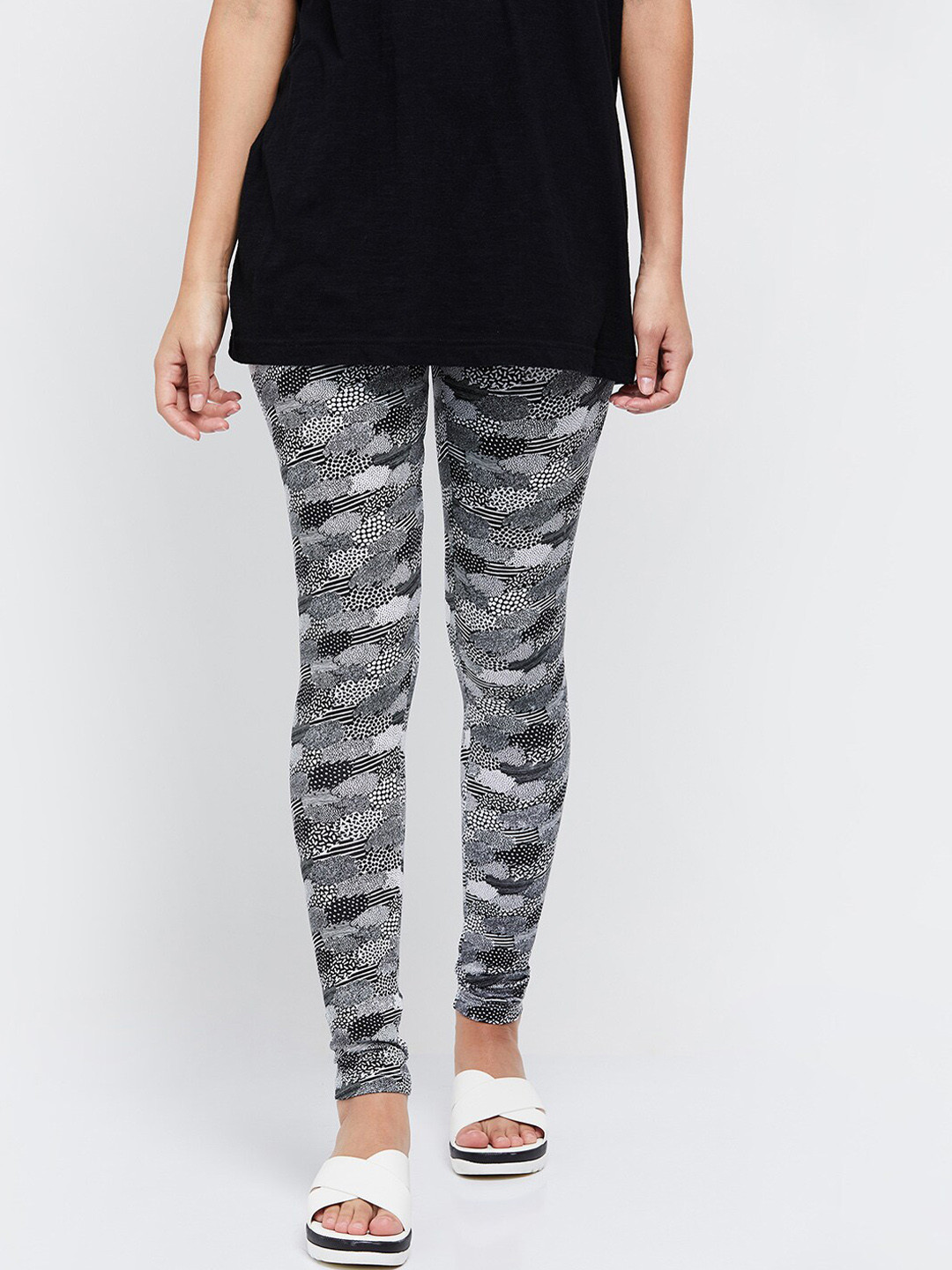 

max Women Charcoal-Grey & Black Printed Ankle-Length Leggings