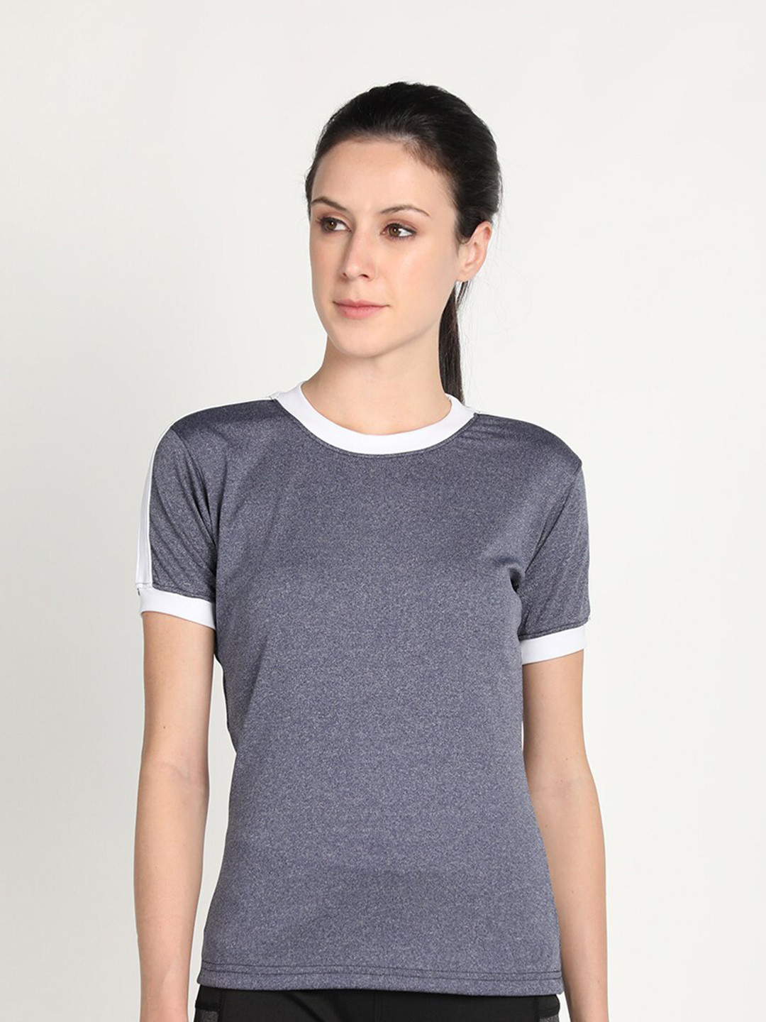 

CHKOKKO Women Blue Extended Sleeves Yoga T-shirt