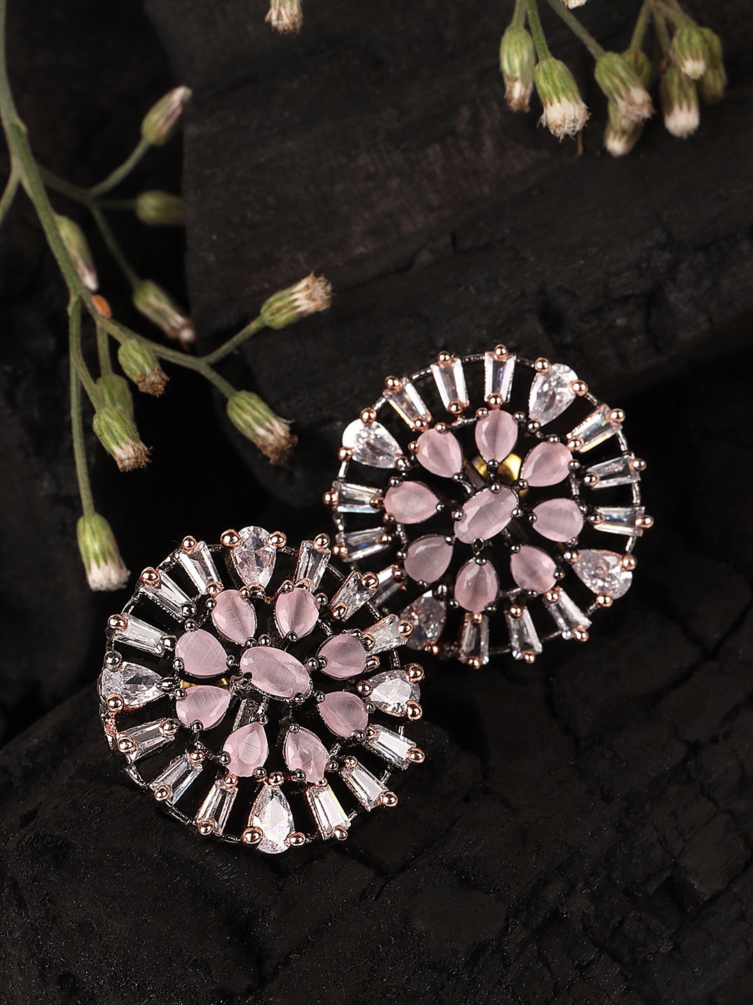 

JEWELS GEHNA Pink Floral Studs Earrings