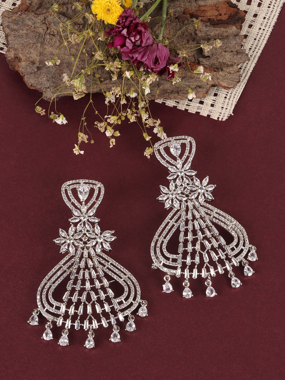 

JEWELS GEHNA White Floral Drop Earrings