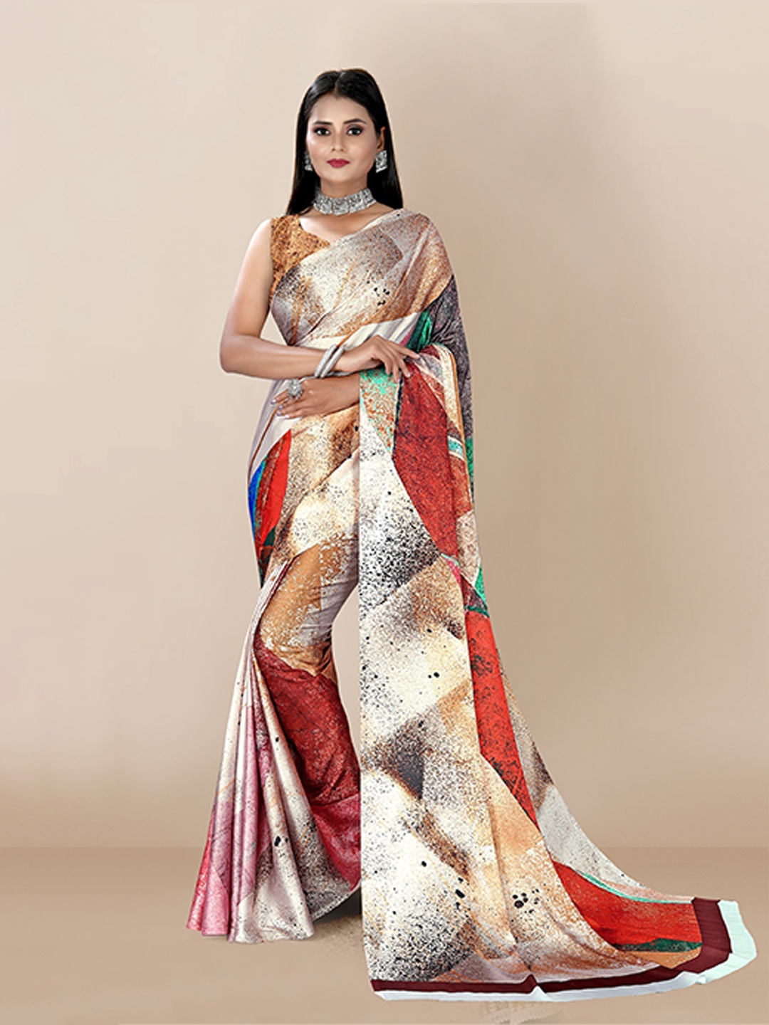

VAIRAGEE White & Brown Digital Printed Silk Blend Saree