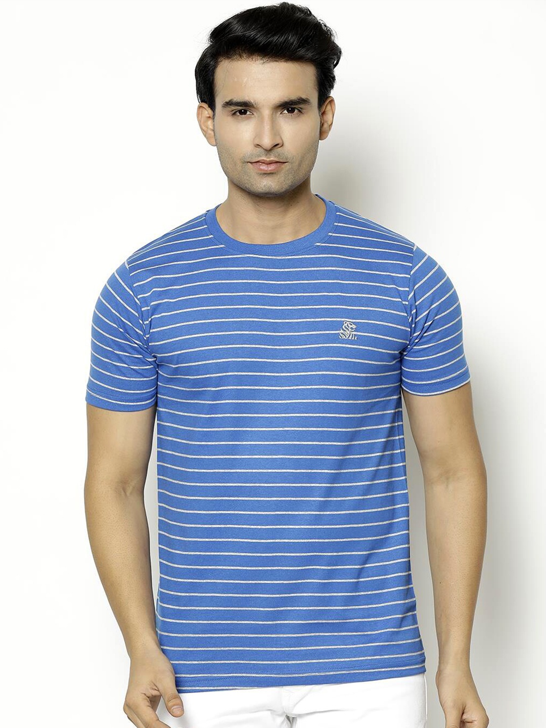 

V2 Value & Variety Men Blue & White Striped T-shirt