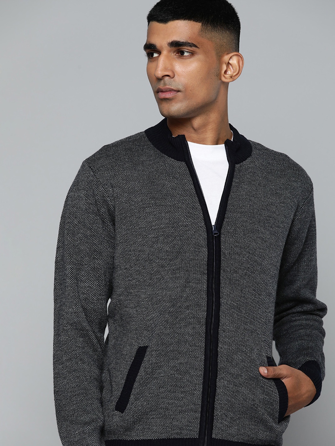 

ether Men Charcoal Grey Solid Cardigan