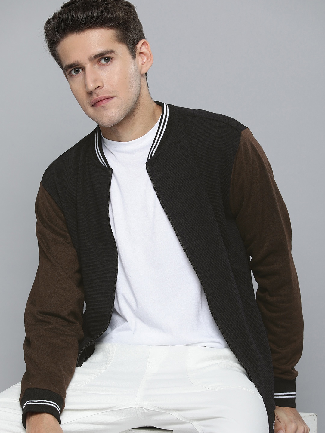 

Ether Men Black Open-Front Solid Sweatshirt with Contrast Sleeves