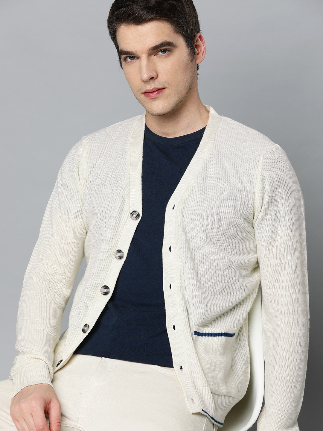 

ether Men Off White Solid Acrylic V-Neck Knitted Cardigan