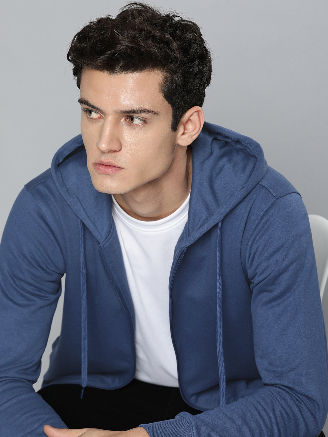 

ether Men Blue Solid Hooded Sweatshirt
