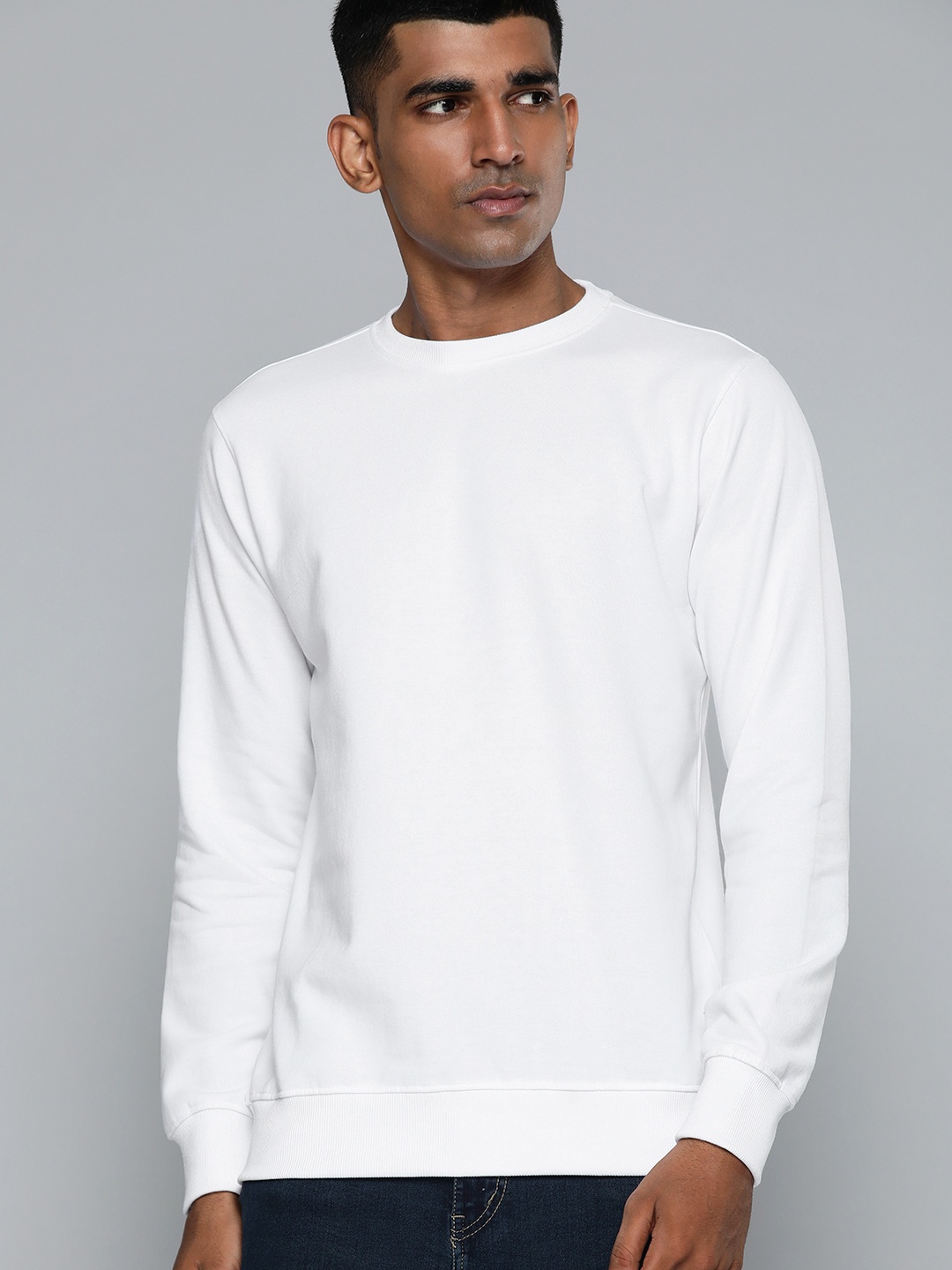 

ether Men White Solid Sweatshirt
