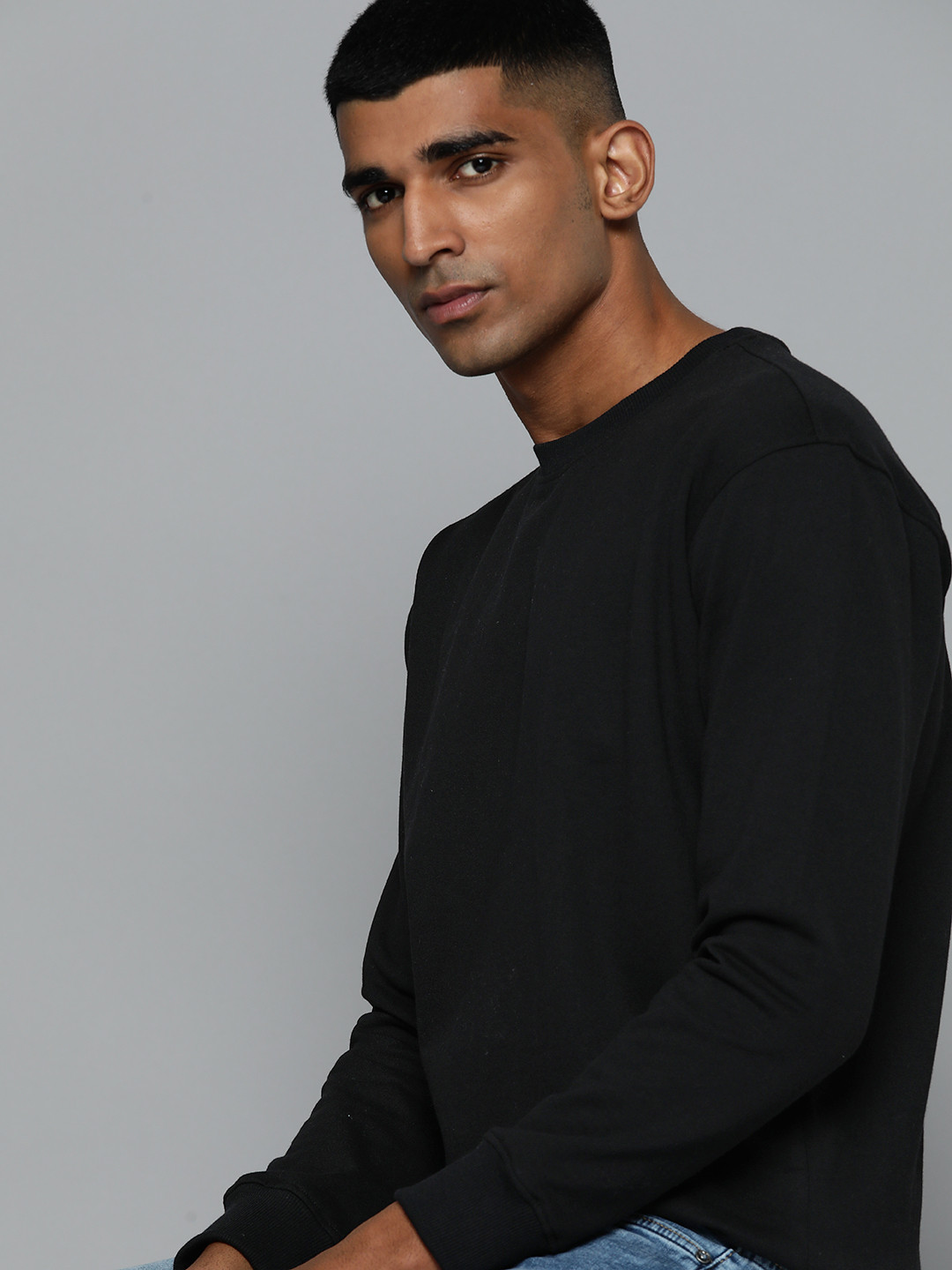 

ether Men Black Sweatshirt