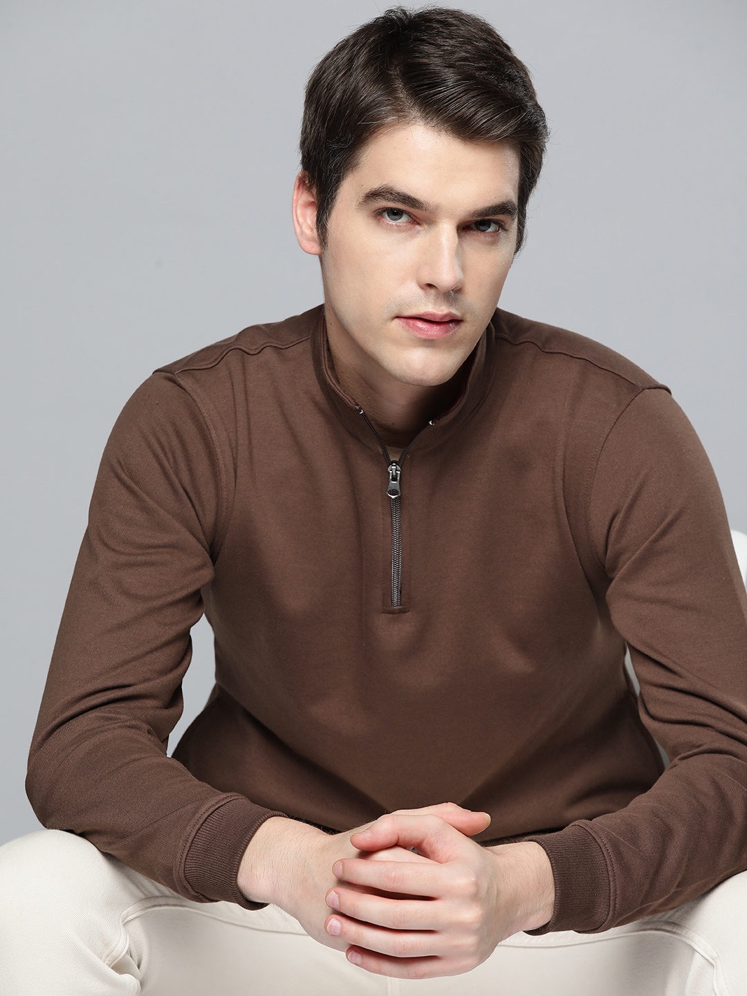 

ether Men Brown Solid Half Zipper Sweatshirt
