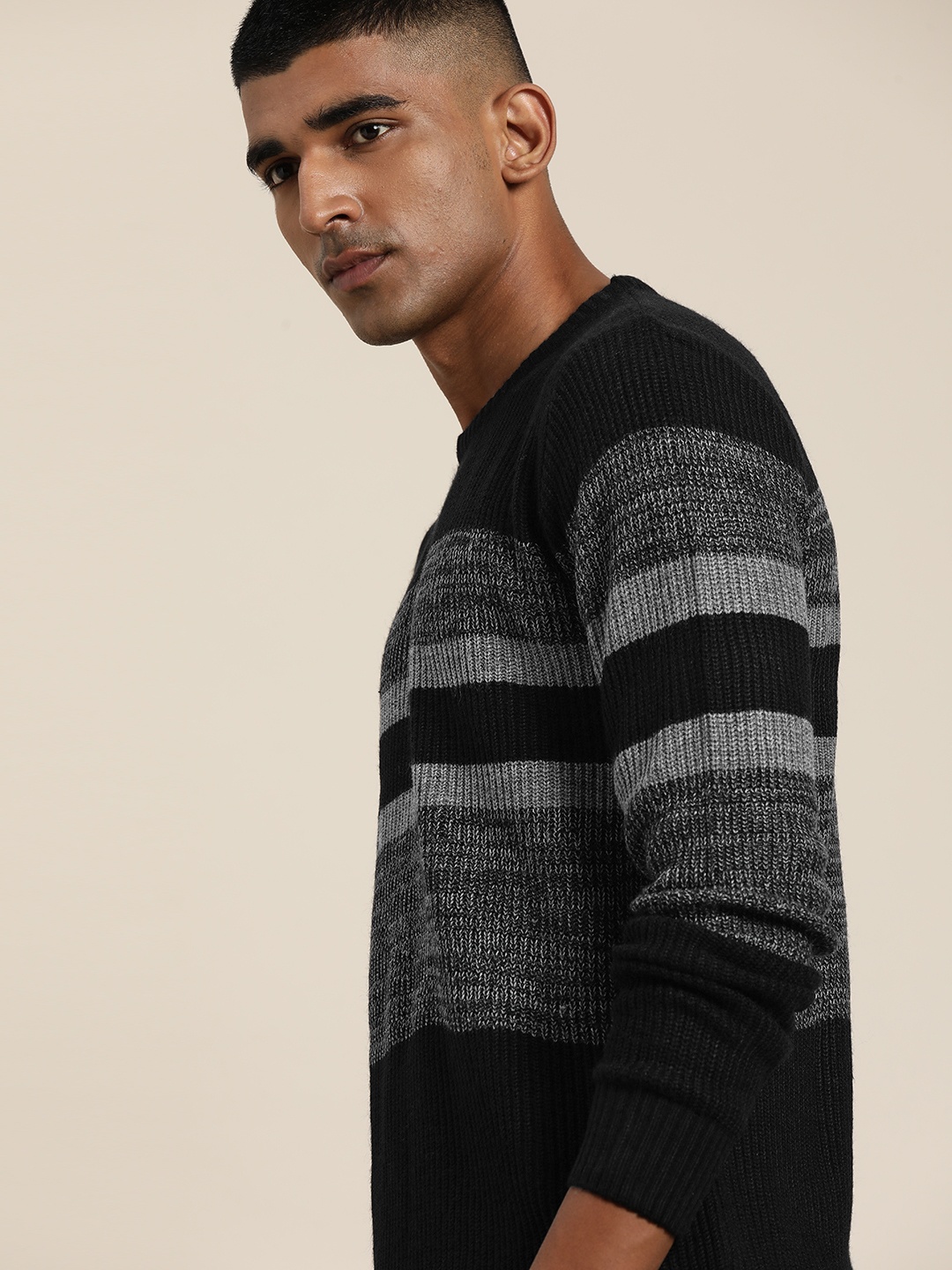

ether Men Black & Grey Striped Pullover