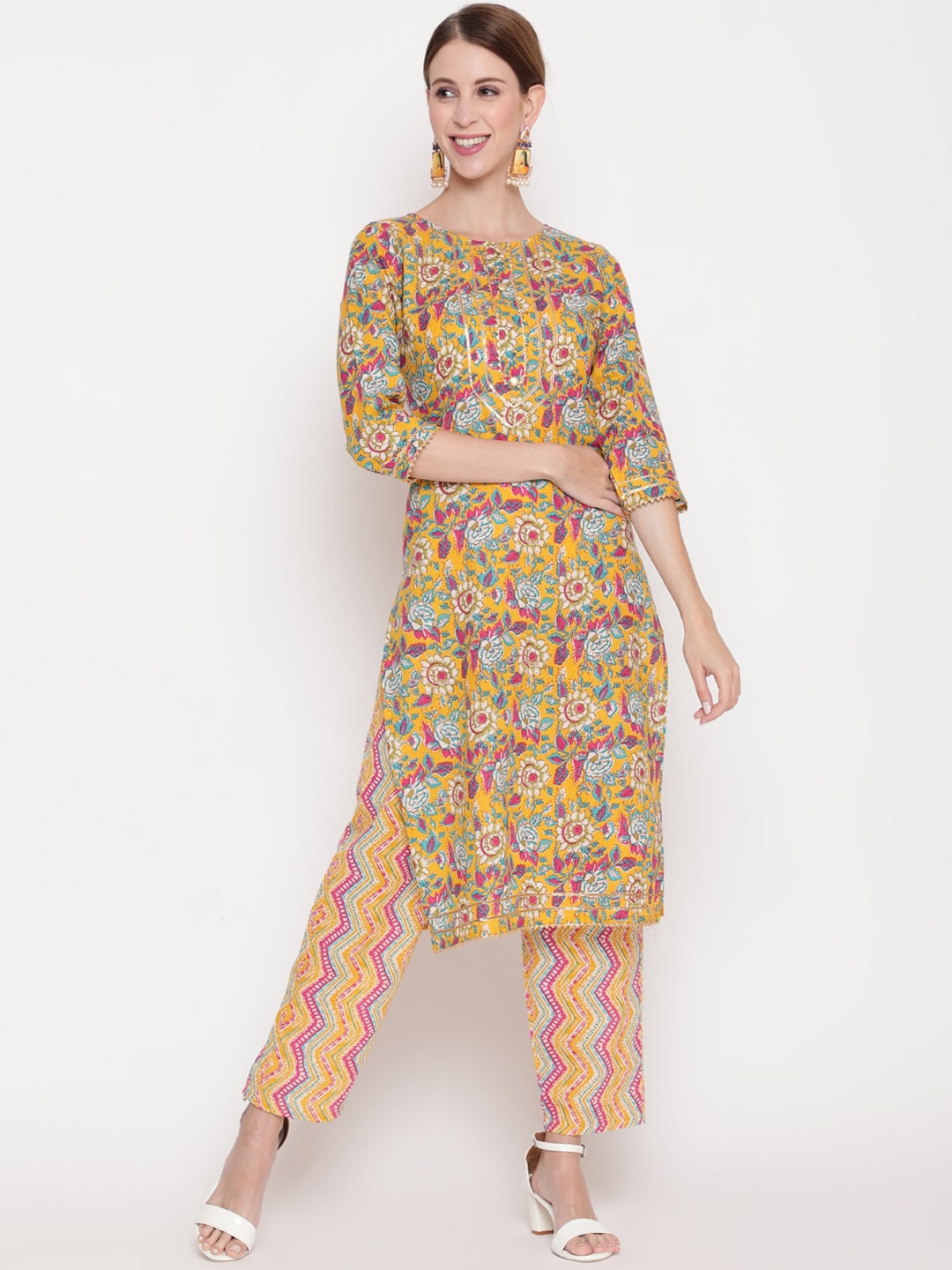 

THE NKS PLUS Women Yellow Floral Printed Pure Cotton Kurta Set