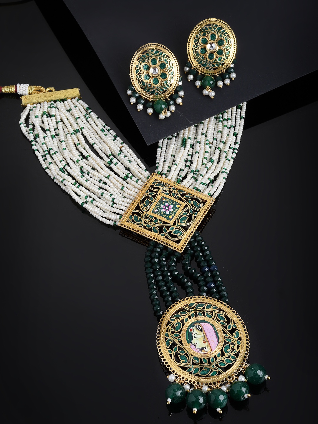 

PANASH Women Gold-Plated White & Green Pearl Beaded Choker Jewellery Set