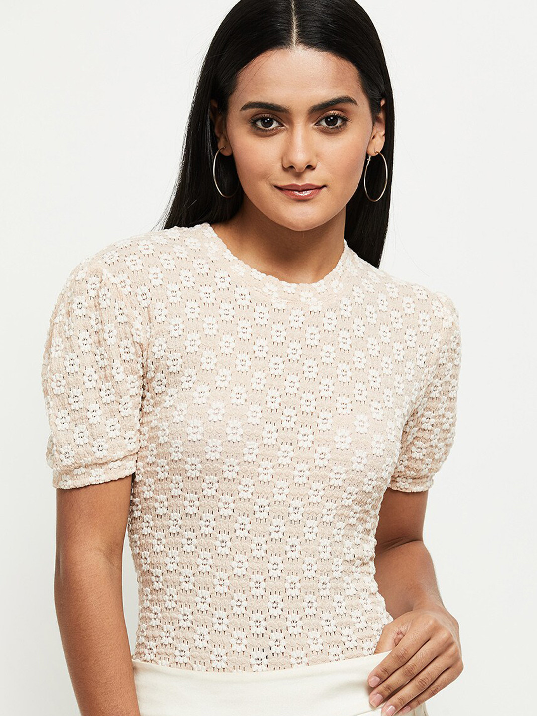 

max Peach-Coloured Floral Embroidered Top