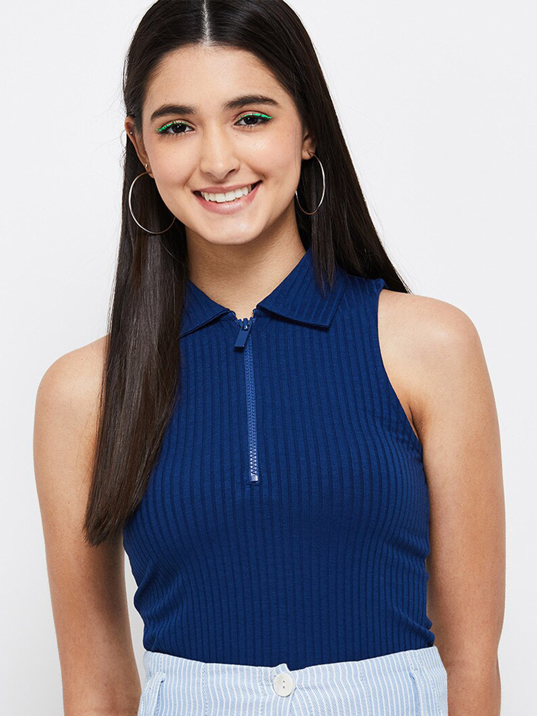 

max Women Navy Blue Solid Top