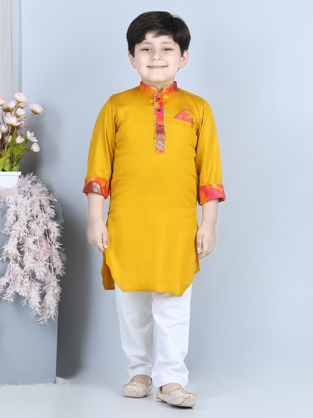 

Here&Now X Kinder Kids Boys Yellow Pure Cotton Kurta with Pyjamas