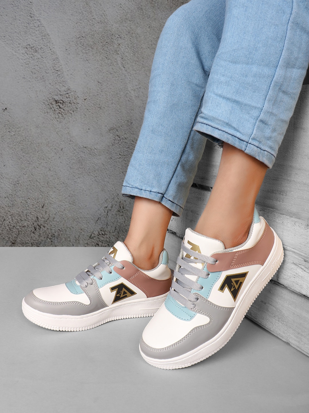 

ZAPATOZ Women Grey Colourblocked PU Slip-On Sneakers