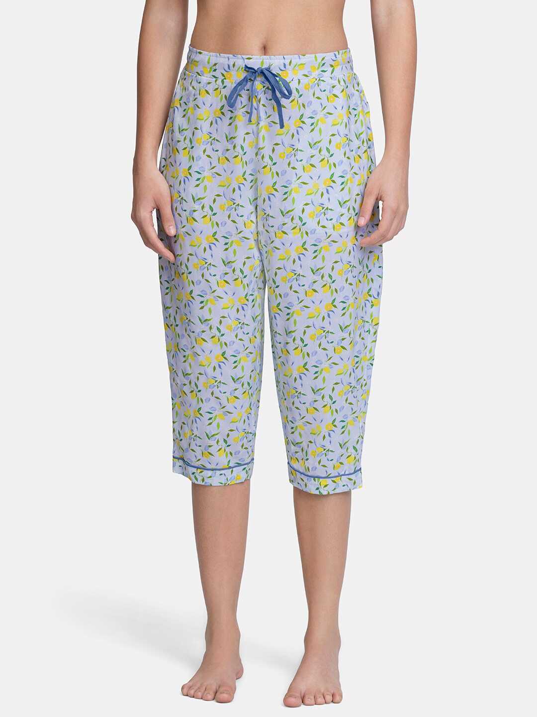 

Amante Women Blue & Yellow Printed Capris