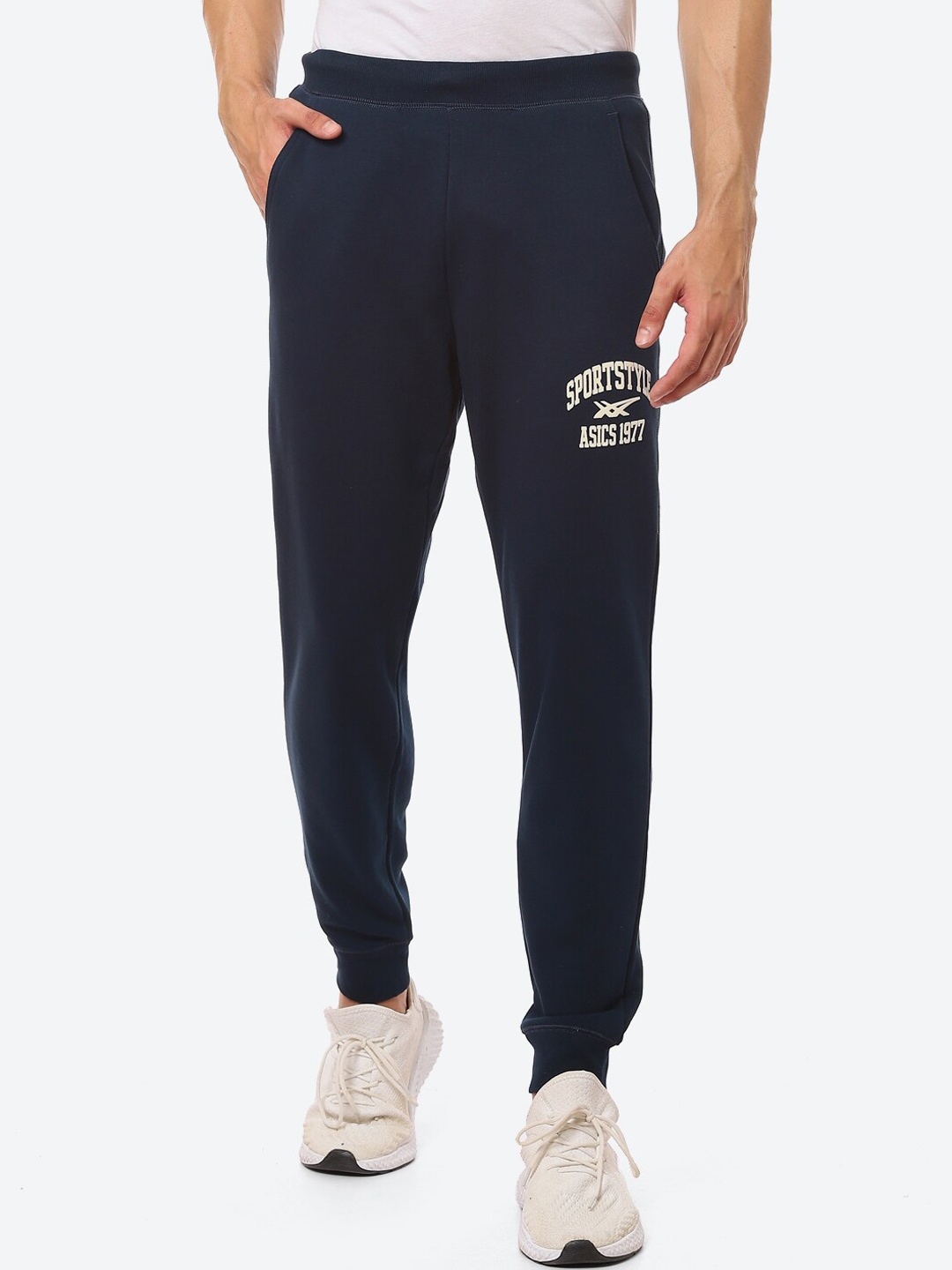 

ASICS Men Blue French Terry Solid Track Pant