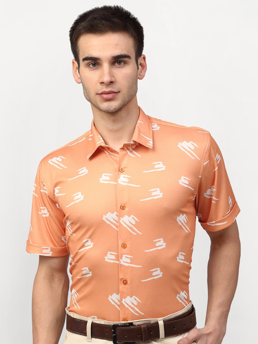 

JAINISH Men Peach-Coloured Standard Printed Formal Shirt