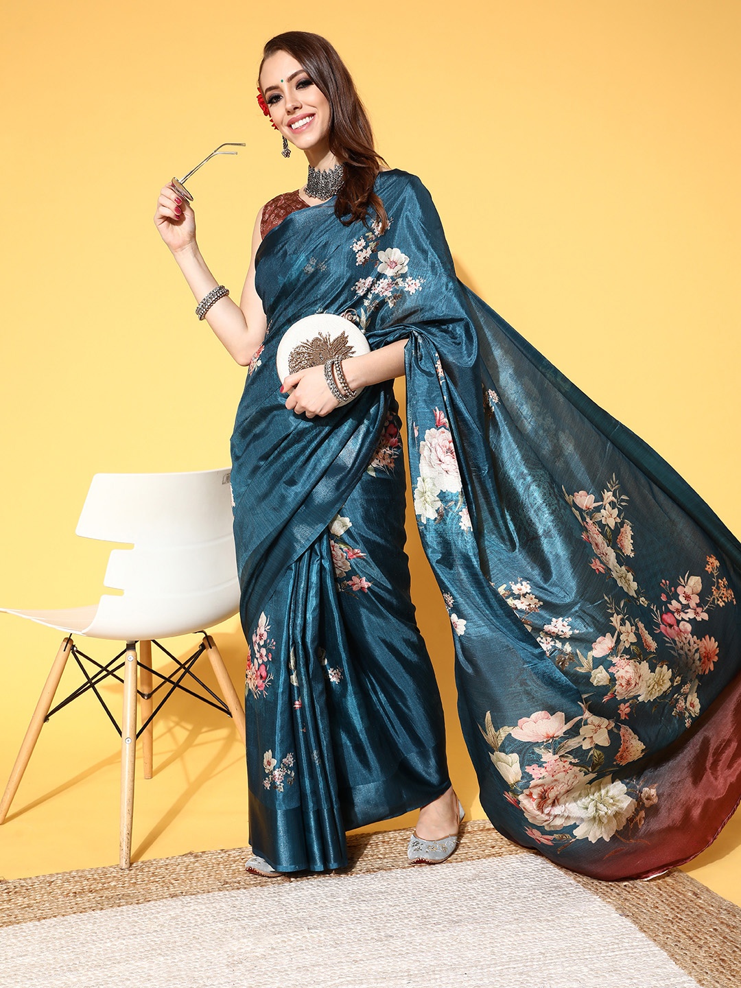 

Mitera Teal Green & Pink Floral Print Saree