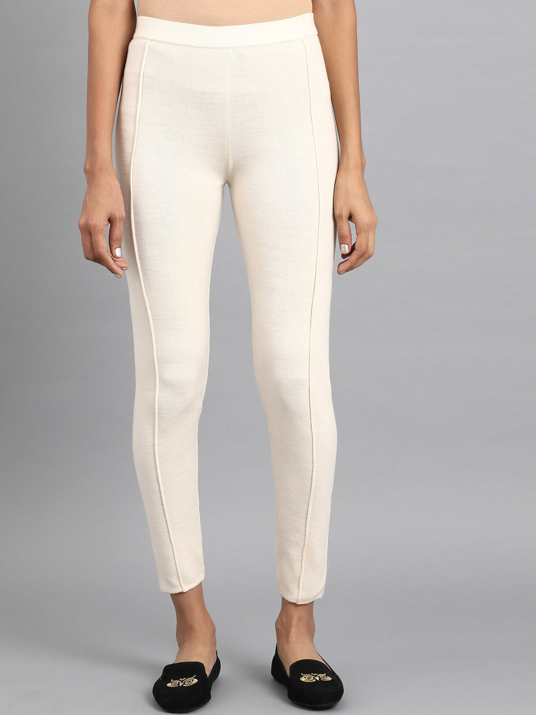 

W Women White Solid Acrylic Tights