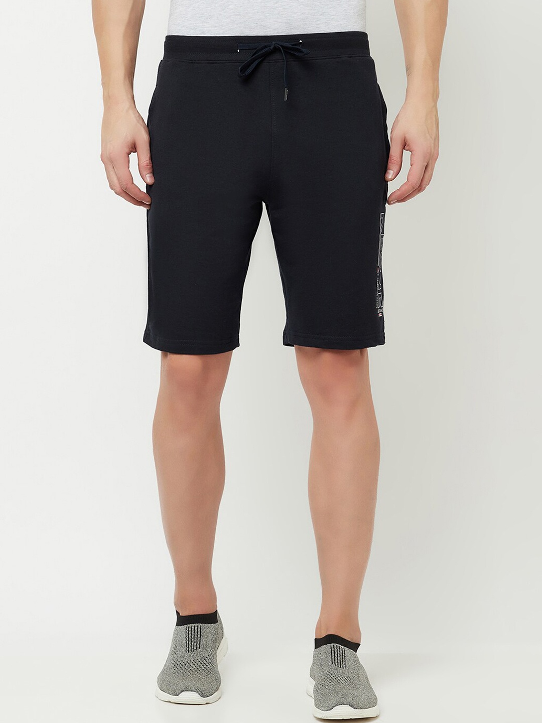 

Octave Men Navy Blue Solid Shorts