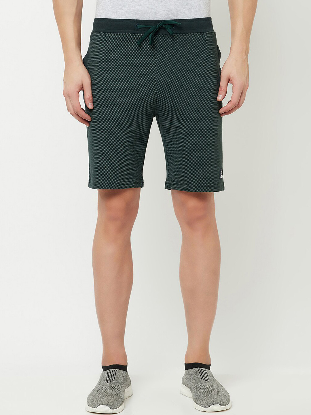 

Octave Men Green Solid Shorts