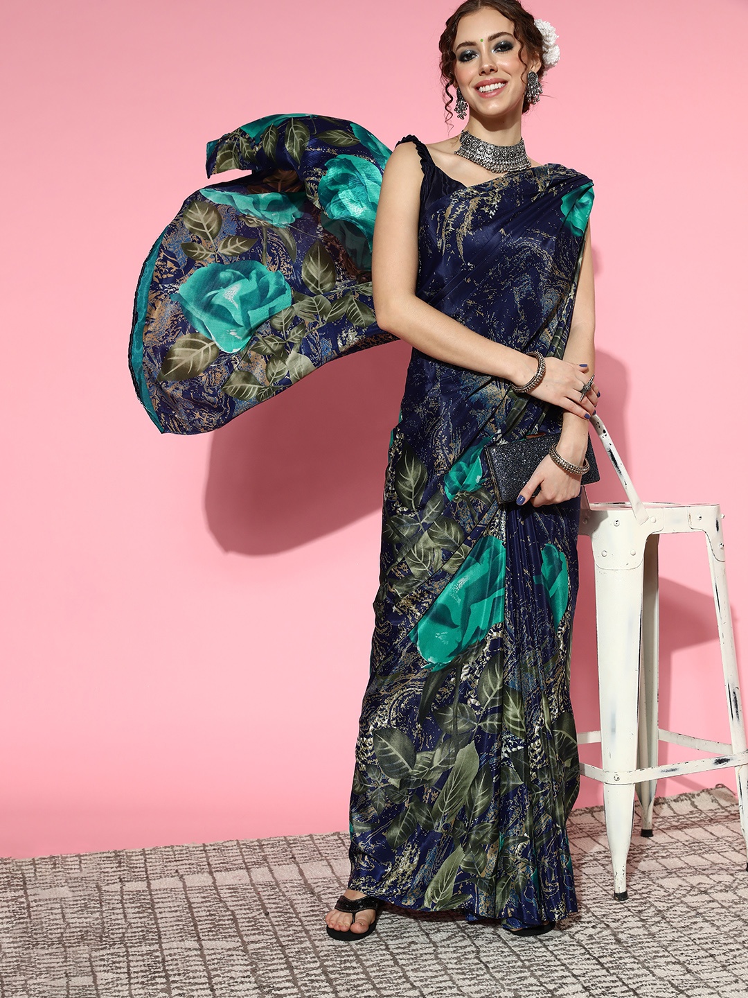 

Saree mall Blue & Green Printed Sarees