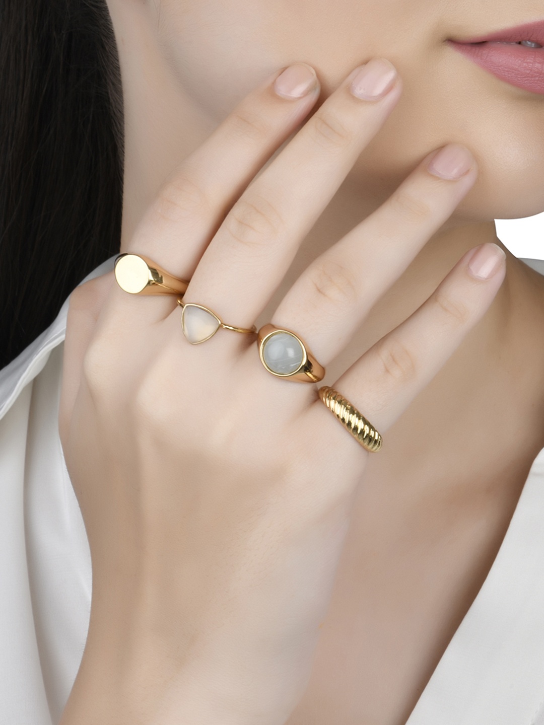 

Lilly & sparkle Set Of 10 Gold-Plated & Stone-Studded Finger Rings