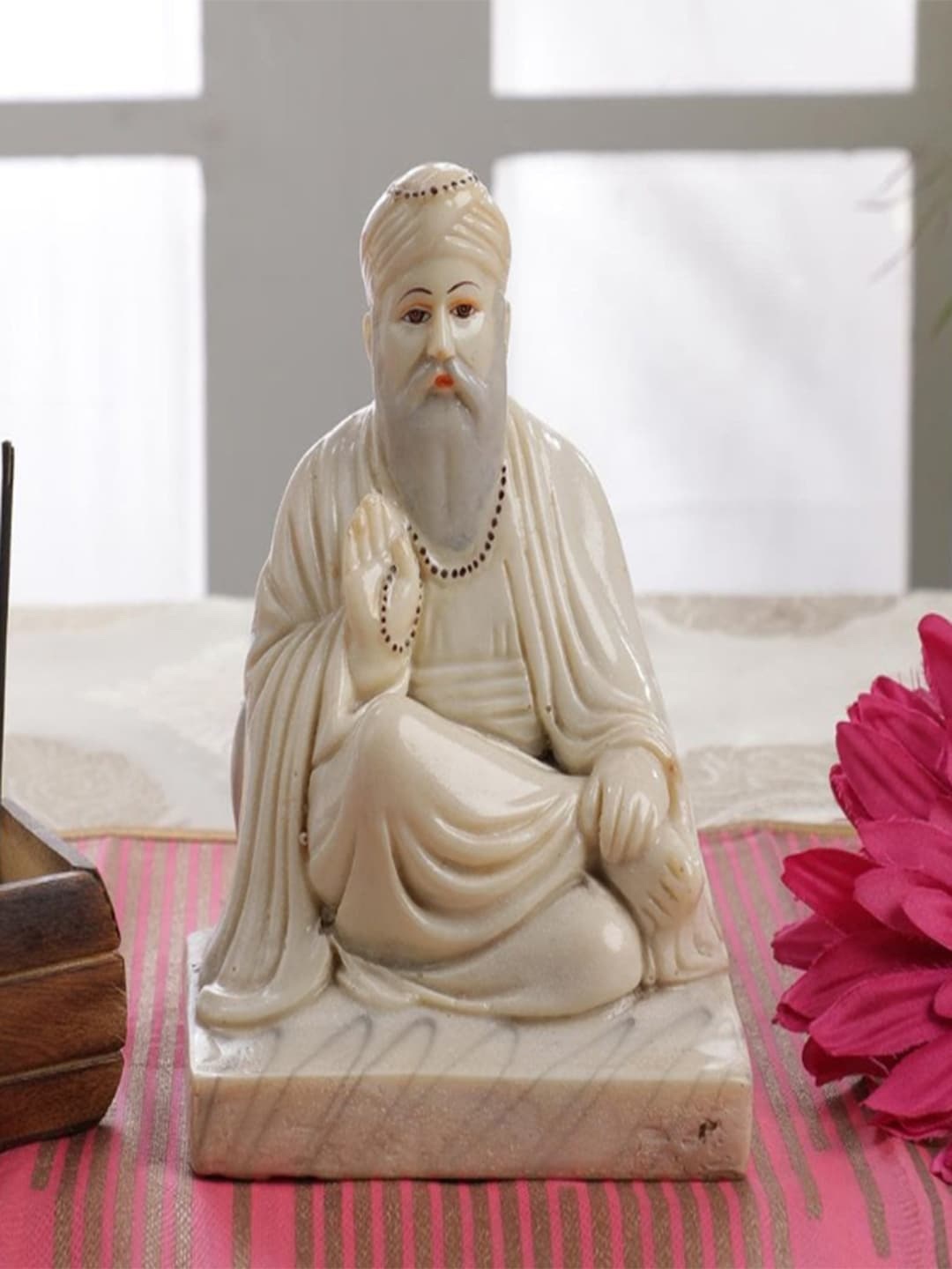 

Gallery99 Cream-Colored Handpainted Guru Nanak Idol Showpieces