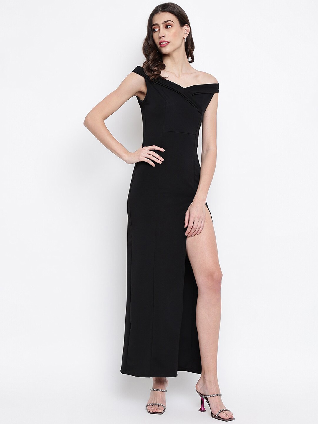 

iki chic Black Off Shoulder Gown