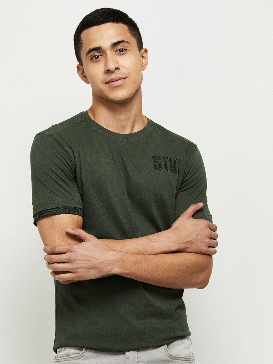 

max Men Olive Green T-shirt