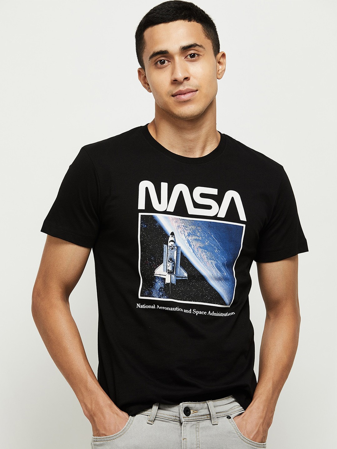 

max Men Black Nasa Printed T-shirt