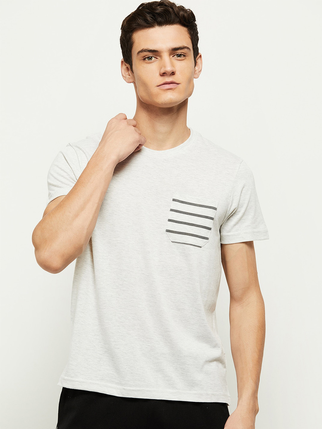 

max Men White T-shirt