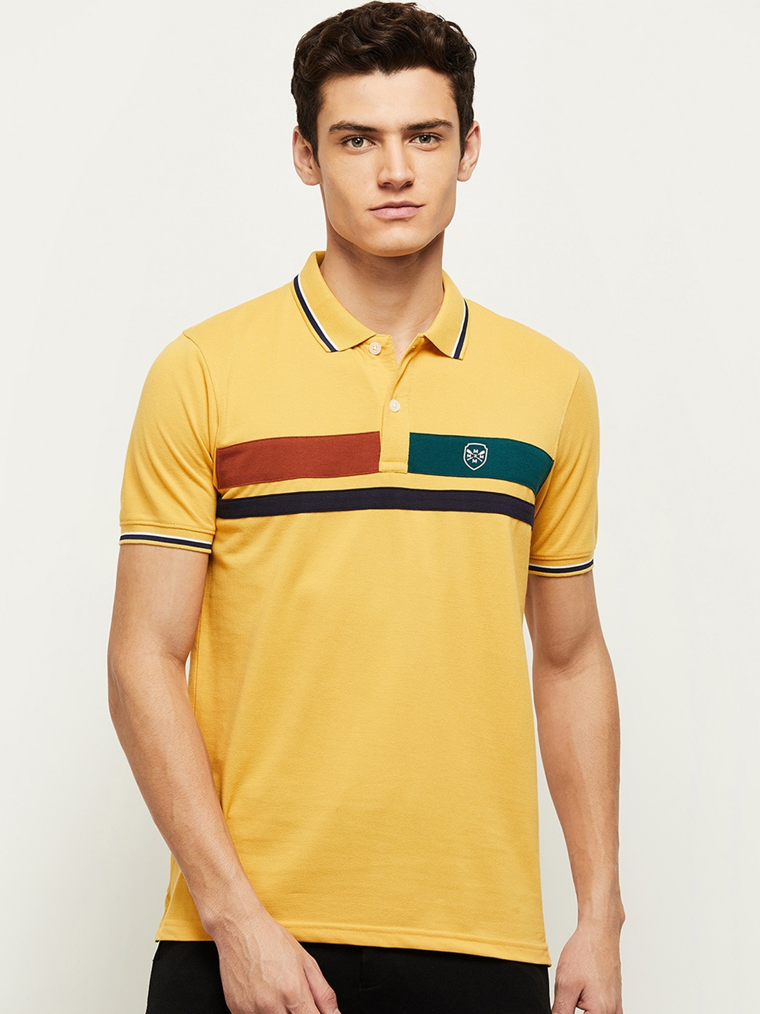 

max Men Mustard Yellow Polo Collar T-shirt