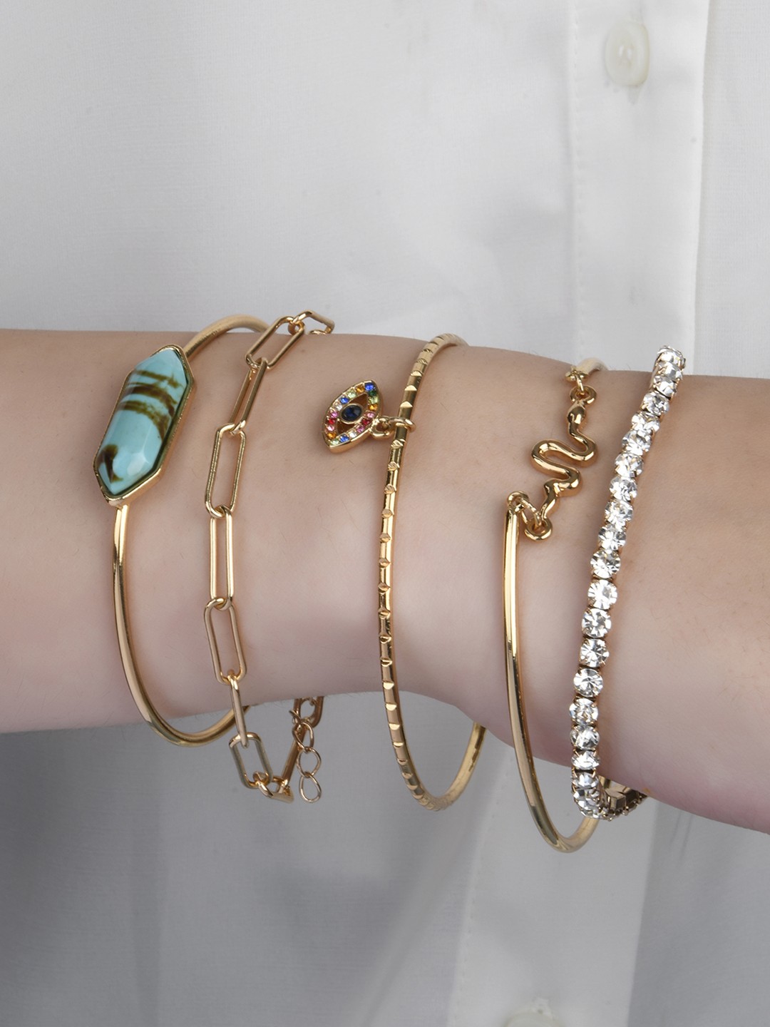 

Lilly & sparkle Women Set of 5 Gold-Toned & Green Crystals Gold-Plated Link Bracelet