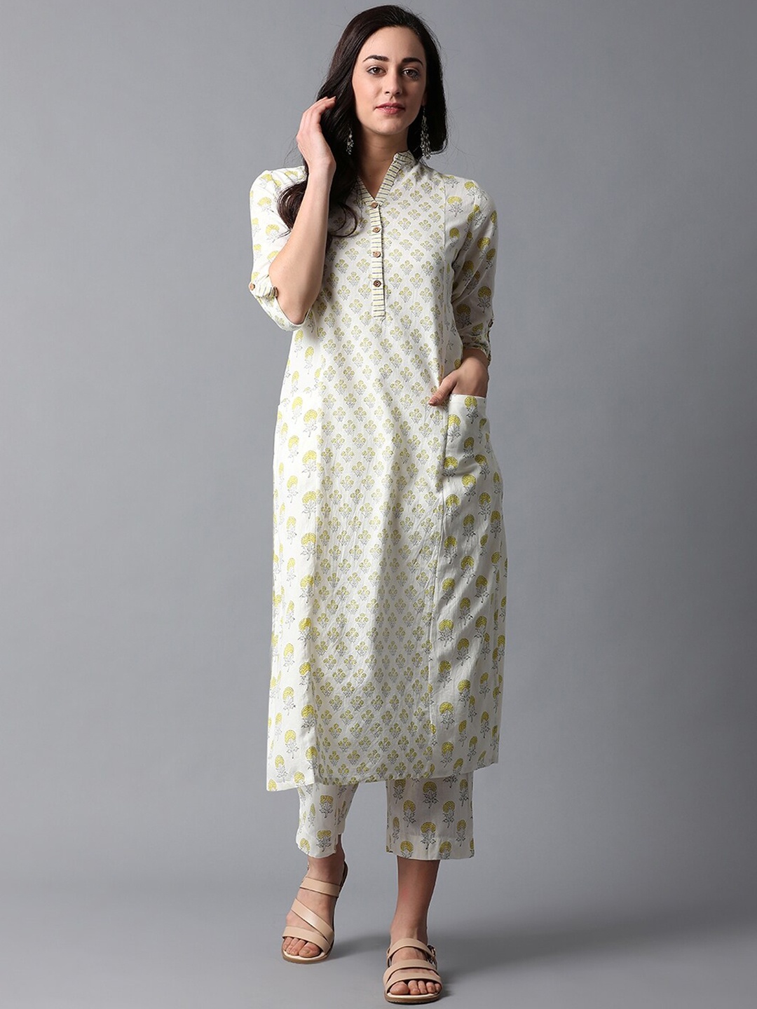 

Indian Dobby Women Beige & Yellow Floral Printed Block Print Pure Cotton Kurta