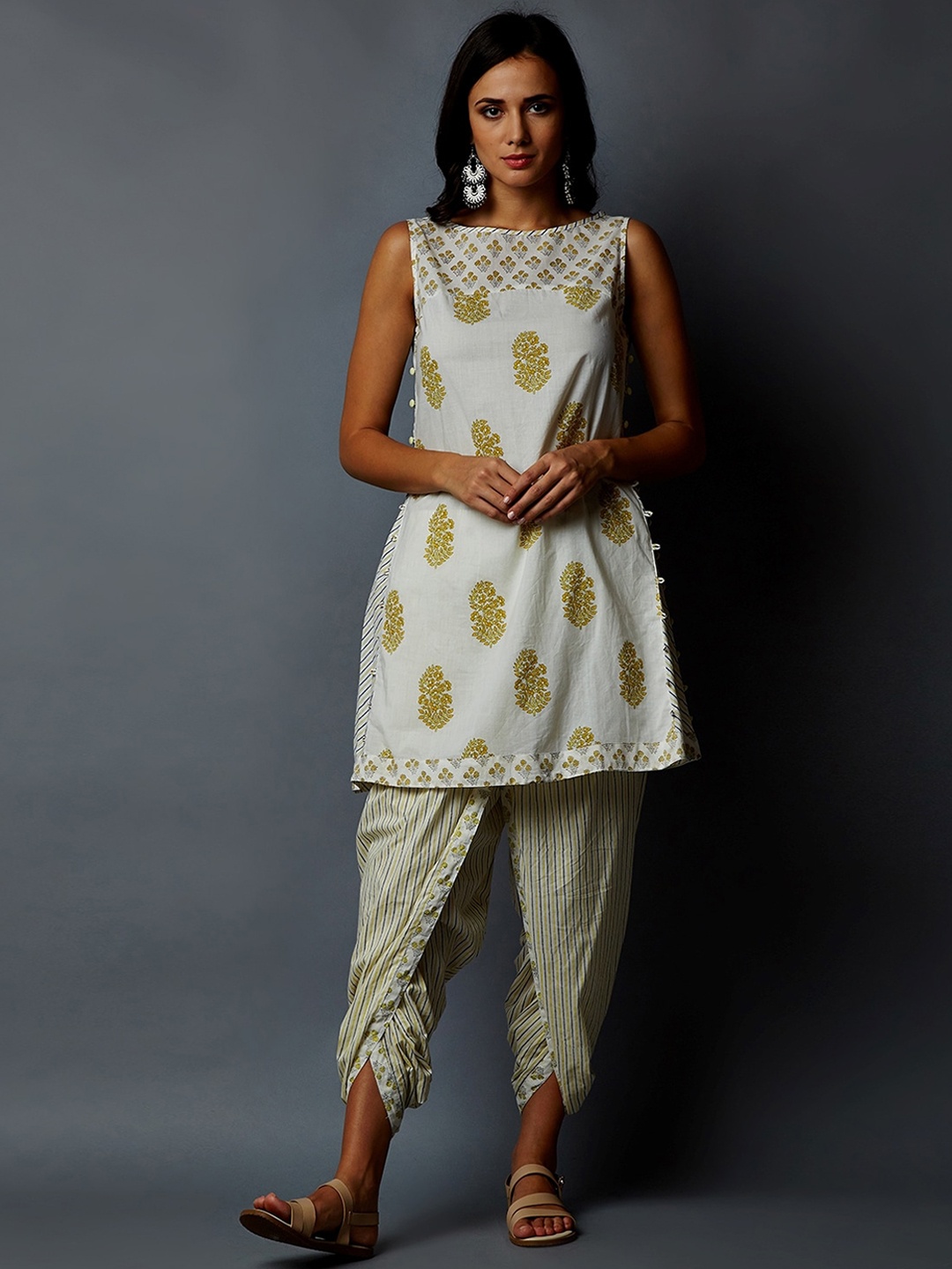 

Indian Dobby Women White & Yellow Ethnic Motifs Printed Block Print Pure Cotton Kurta