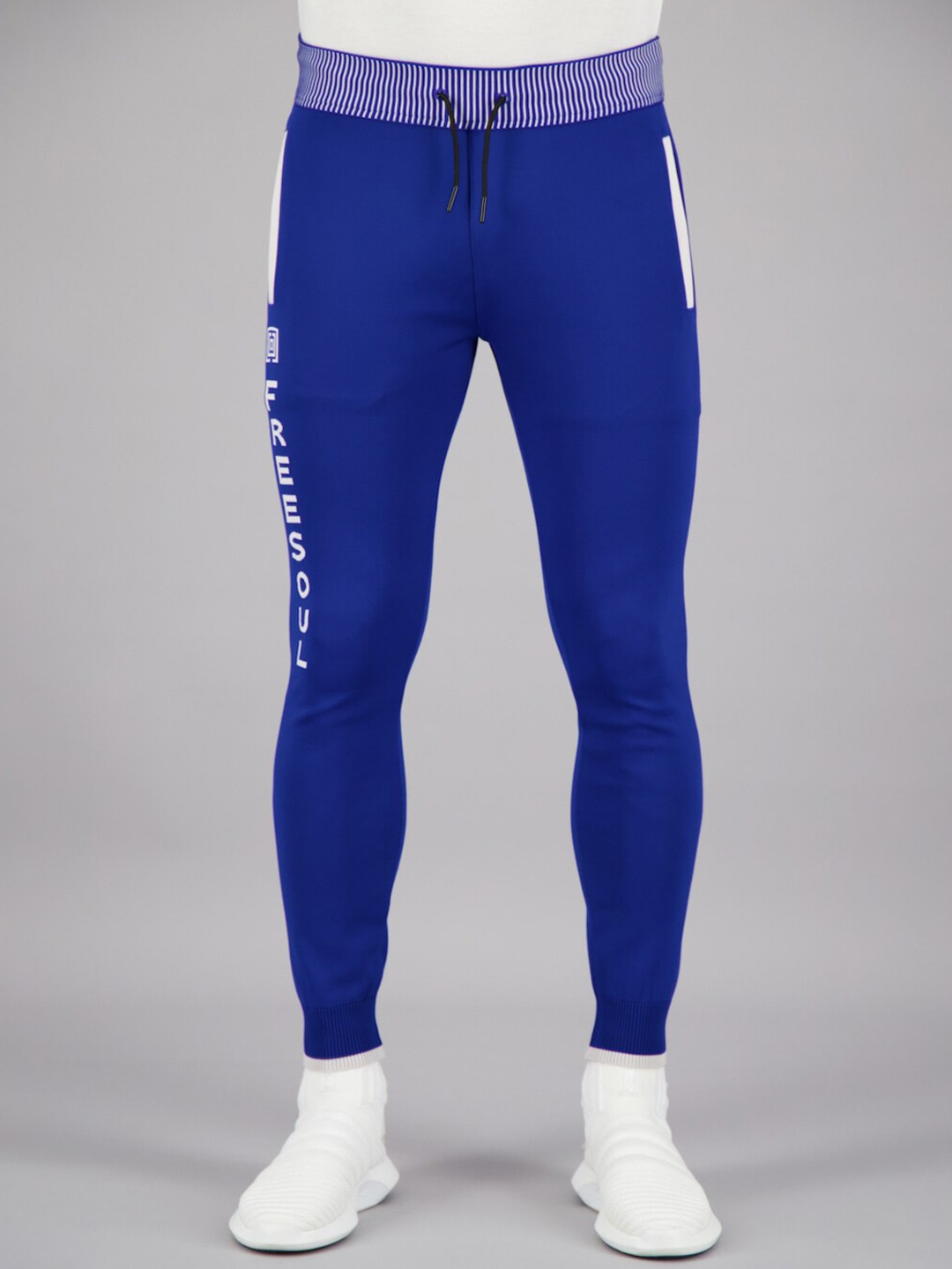 

FREESOUL Men Blue Solid Track Pant