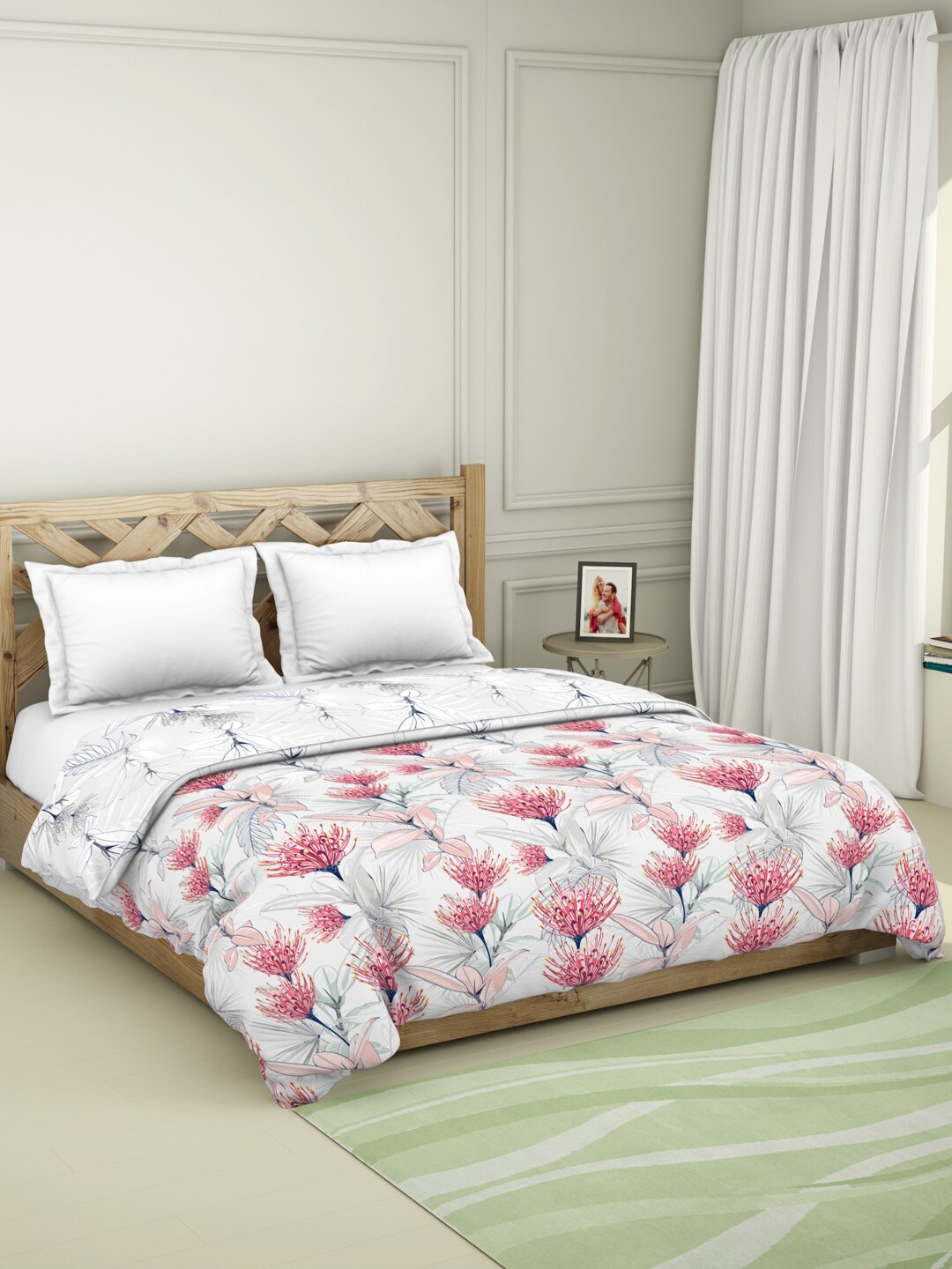 

SPACES Pink & White Floral AC Room 150 GSM Cotton Double Bed Quilt