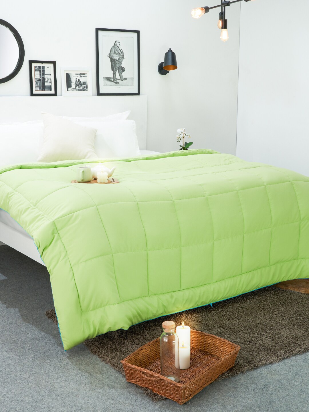 

SPACES Fluorescent Green & Turquoise Blue Microfiber AC Room Double Bed Quilt