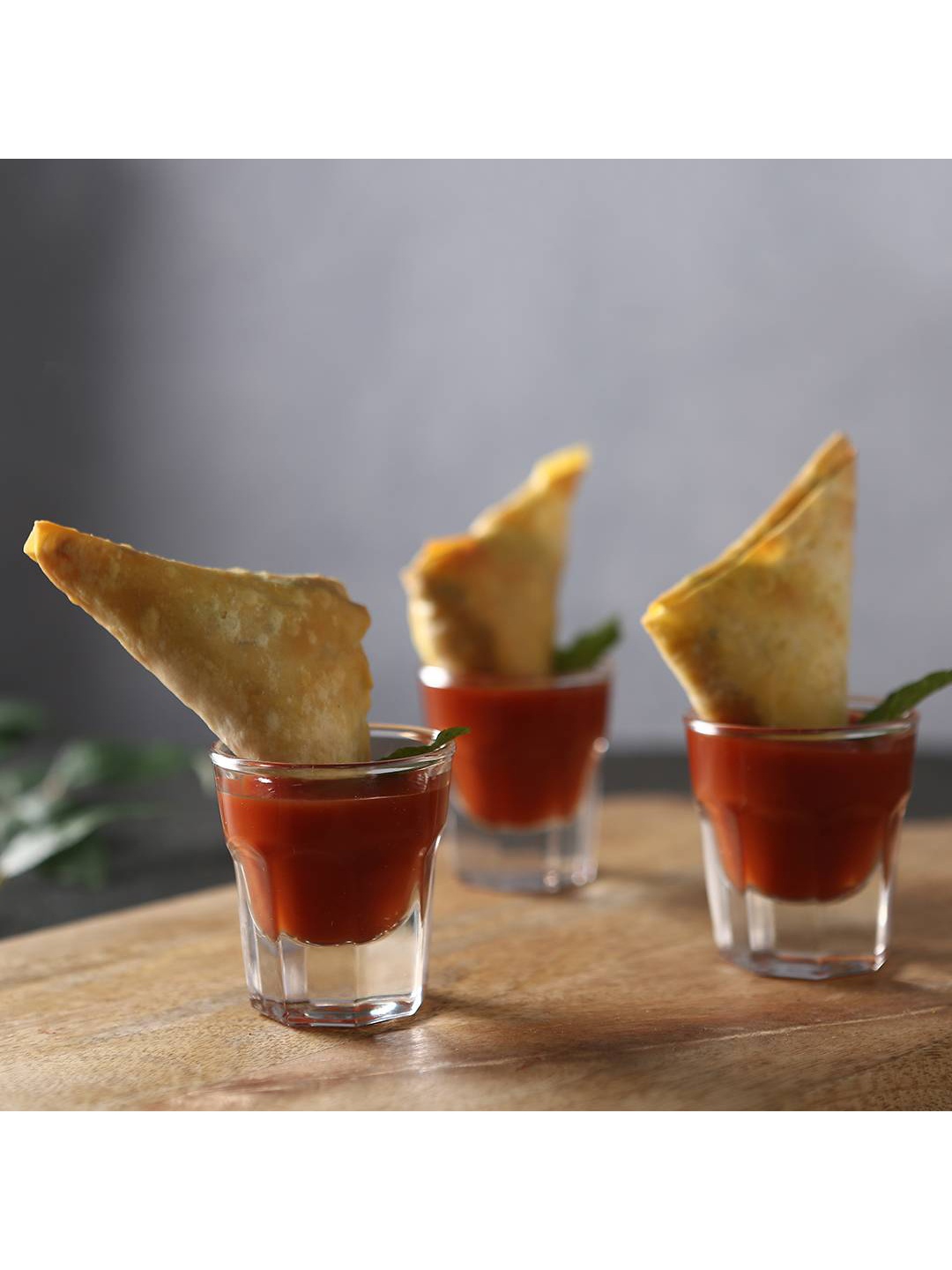 

Wonderchef Set of 6 Transparent Solid Shot Glasses