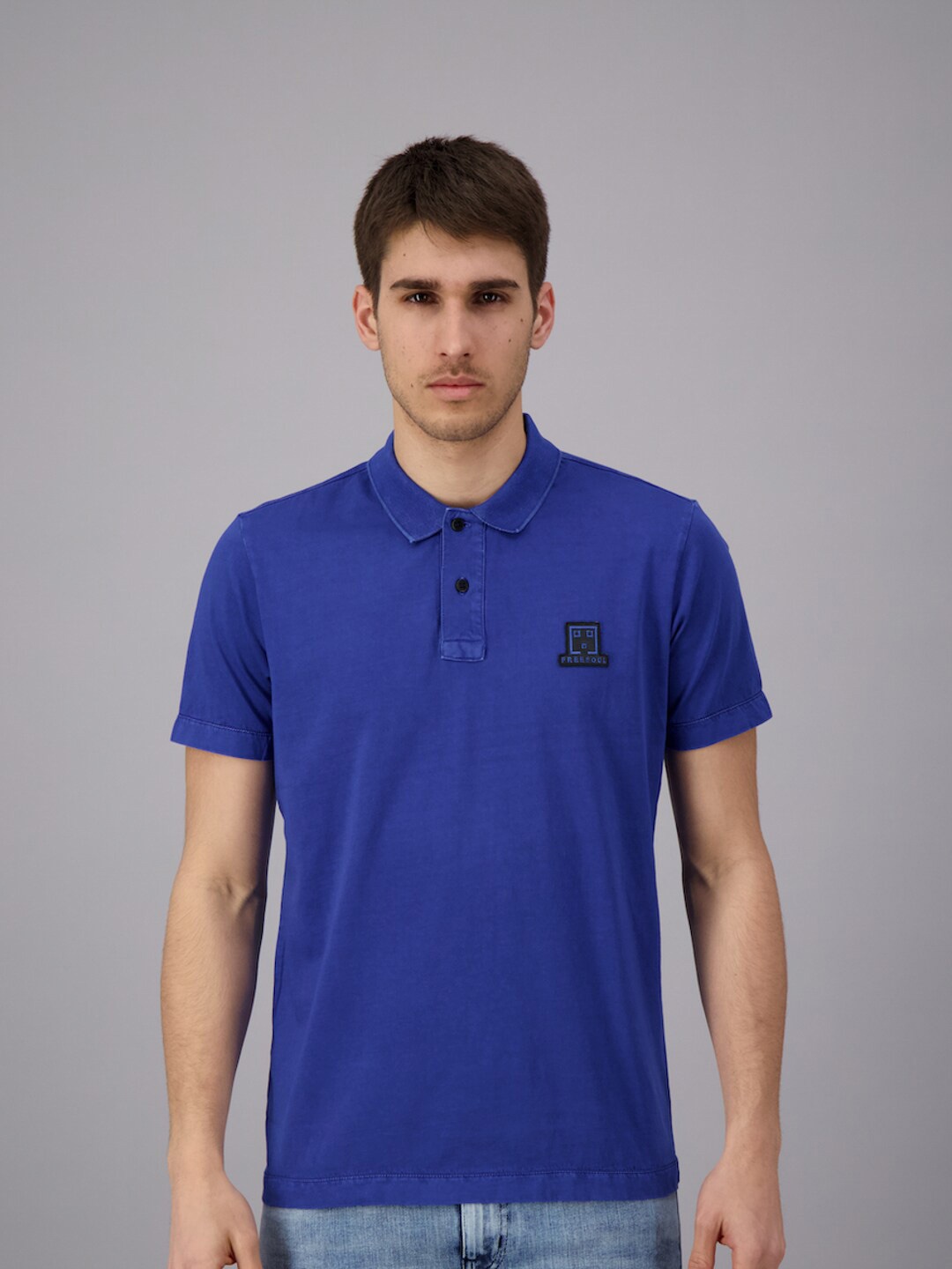 

FREESOUL Men Blue Polo Collar Pure Cotton T-shirt