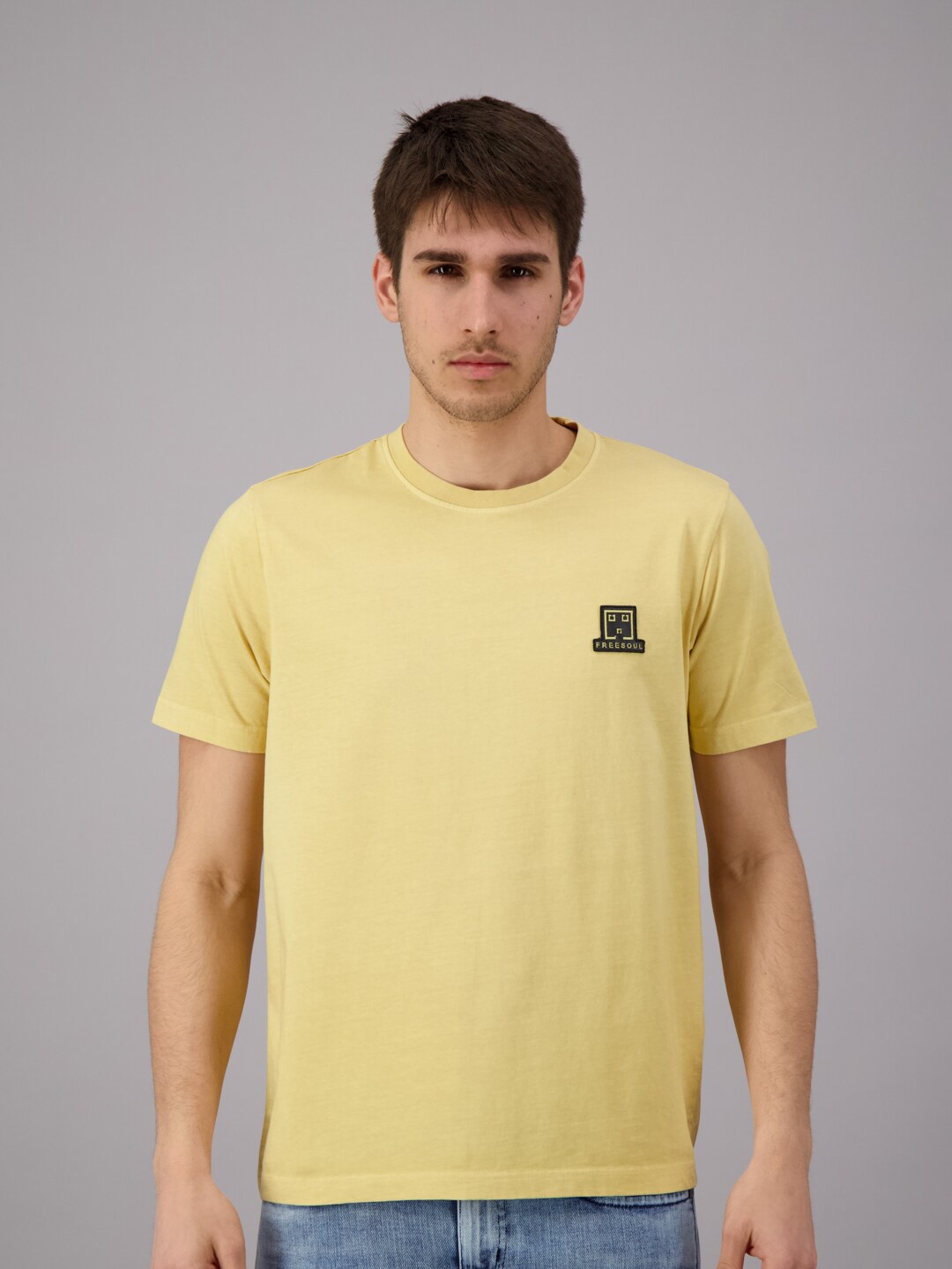 

FREESOUL Men Beige Solid T-shirt