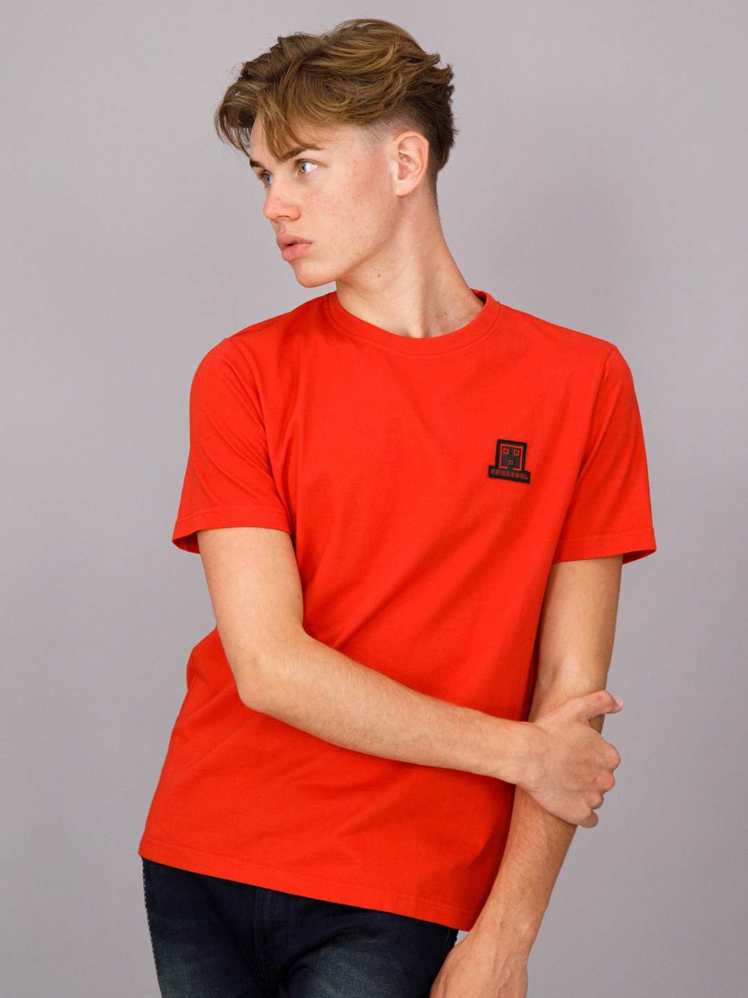 

FREESOUL Men Red Solid T-shirt