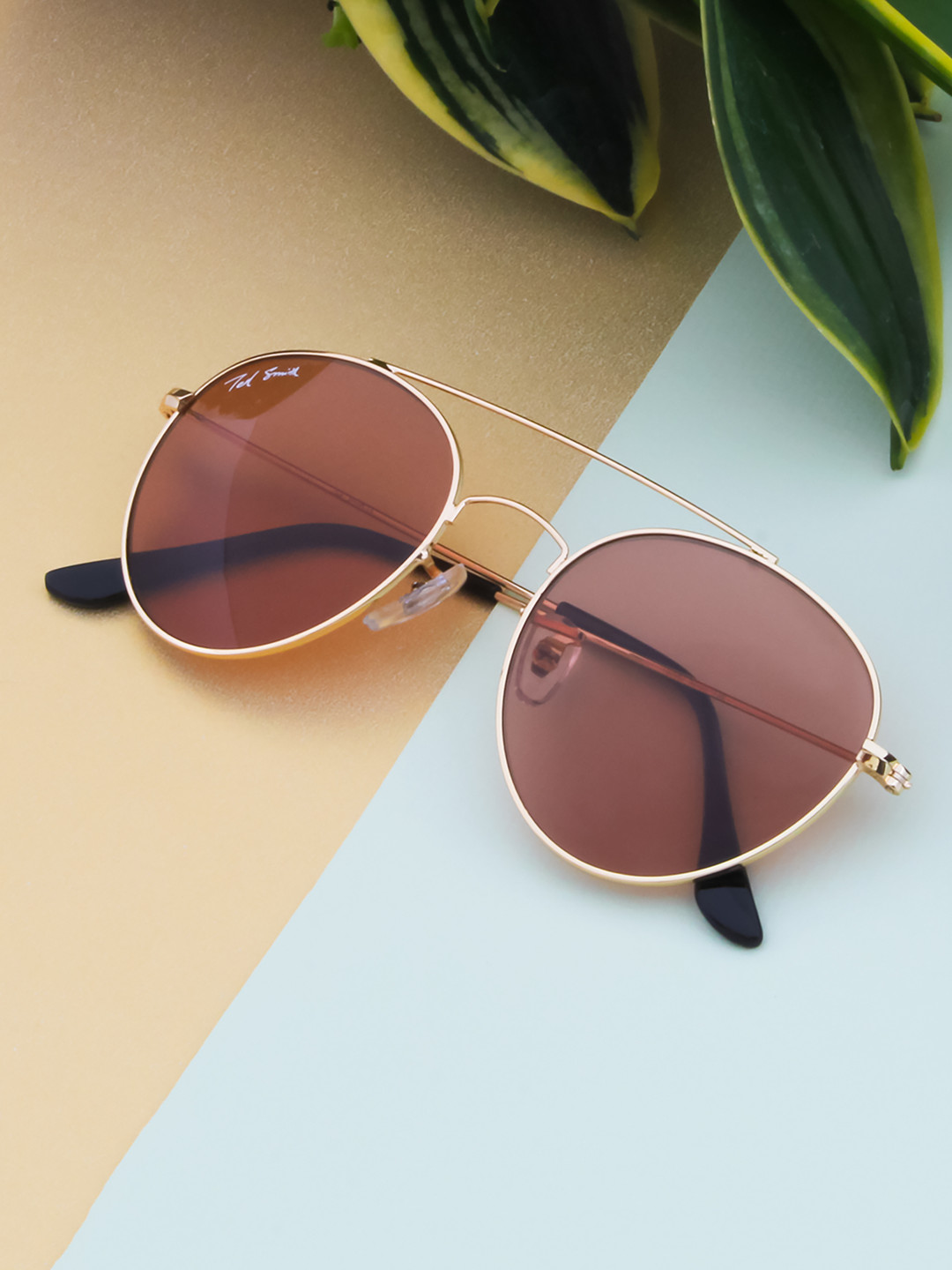 

Ted Smith Unisex Pink Lens & Gold-Toned Aviator Sunglasses with UV Protected Lens ELVIS_C4
