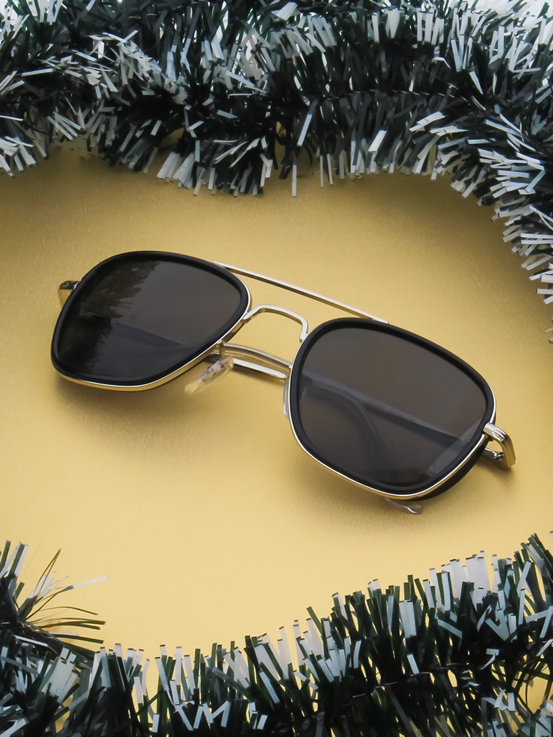 

Ted Smith Unisex Grey Lens & Silver-Toned Aviator Sunglasses with UV Protected Lens